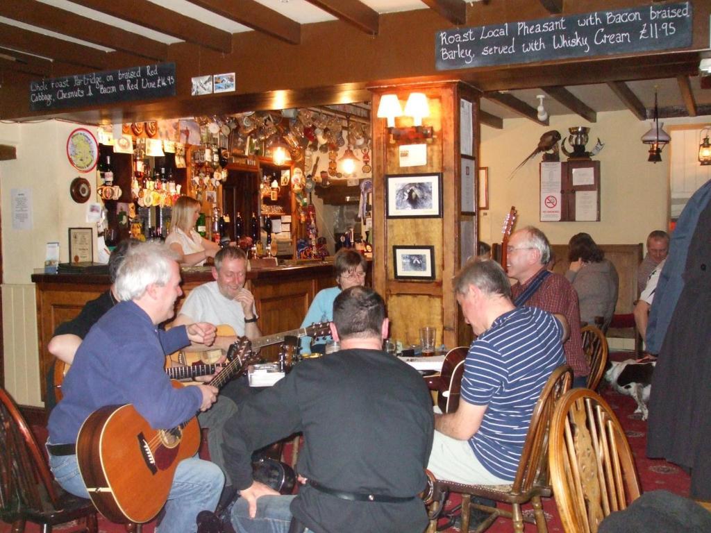 The Bridge Inn Reeth Extérieur photo